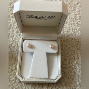 Sterling silver pearl studs